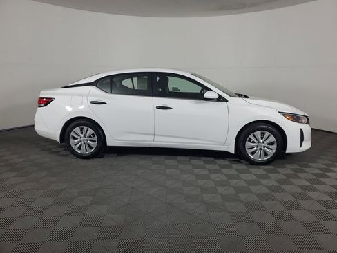 New 2025 Nissan Sentra S image 3