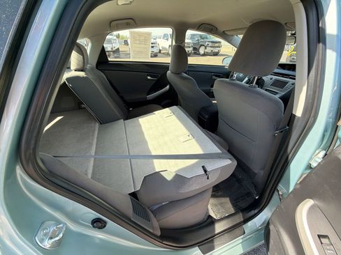 Used 2015 Toyota Prius Two FWD image 22