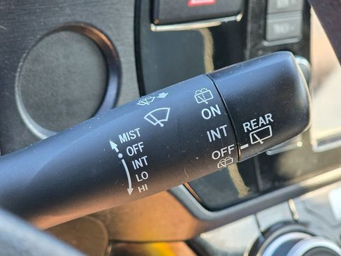 Used 2016 Toyota Prius C One image 42