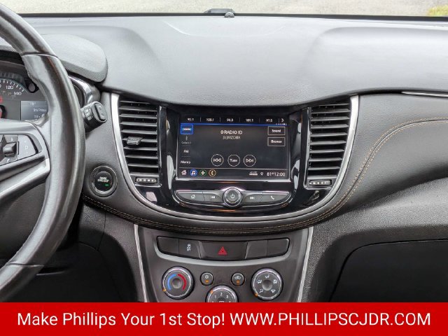Used 2022 Chevrolet Trax LT w/ Driver Confidence Package AWD/4WD image 17