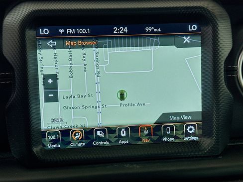 Used 2023 Jeep Wrangler Unlimited Sahara AWD/4WD image 22