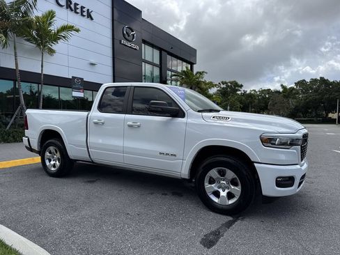 Used 2025 RAM 1500 Big Horn AWD/4WD image 6