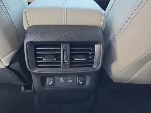 New 2026 Nissan Murano Platinum image 14