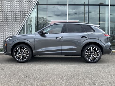 New 2026 Audi Q3 quattro 2.0T AWD/4WD image 2