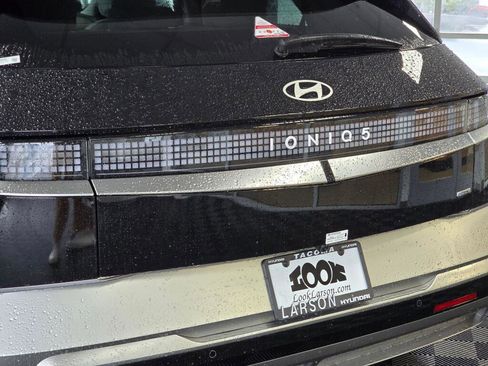 New 2026 Hyundai Ioniq 5 Limited image 13
