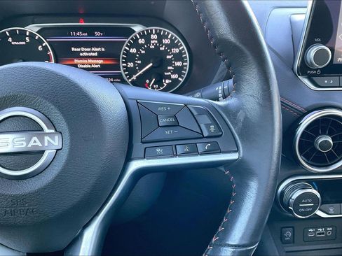 Used 2024 Nissan Sentra SR image 12