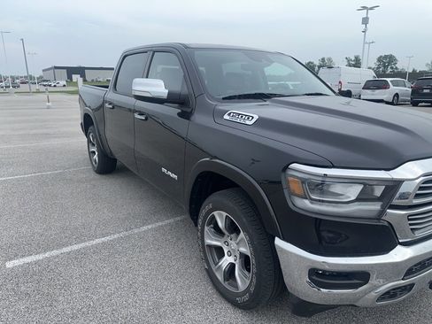 Used 2022 RAM 1500 Laramie AWD/4WD image 4