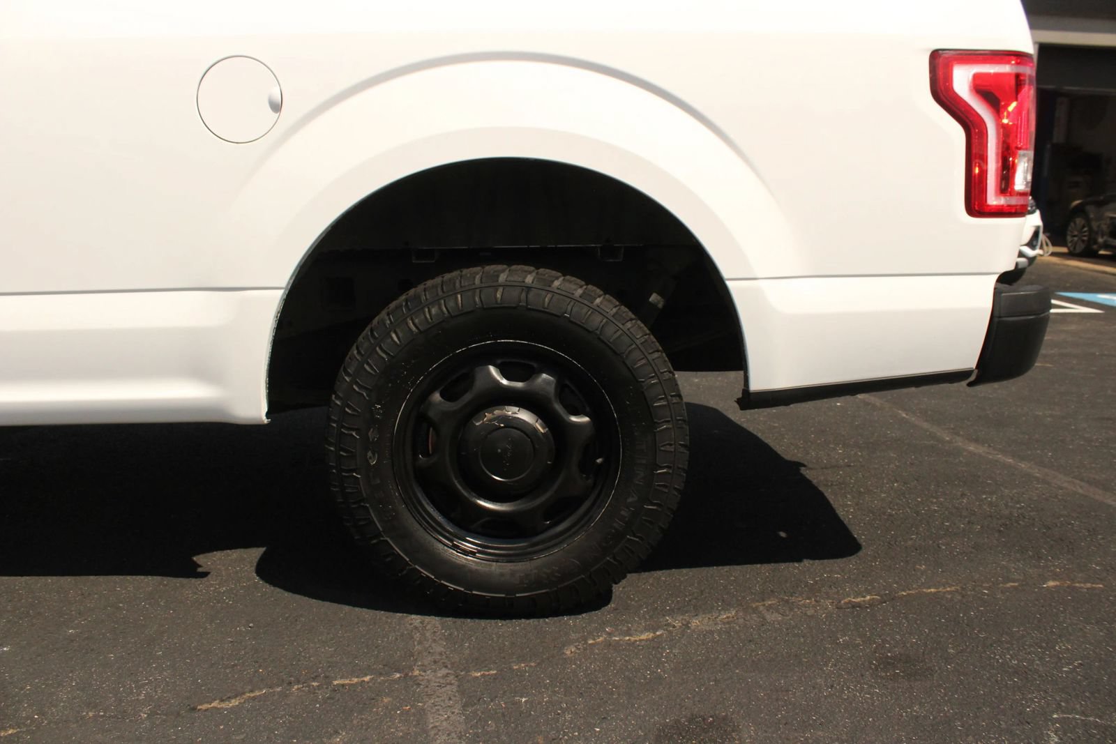 Used 2017 Ford F150 XL RWD image 4