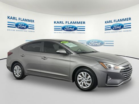 Used 2020 Hyundai Elantra SE w/ Cargo Package (C1) FWD image 1