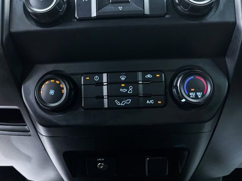 Used 2020 Ford F150 XL image 8