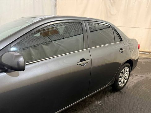 Used 2013 Toyota Corolla LE image 7