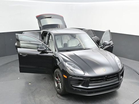 New 2025 Porsche Macan S image 46