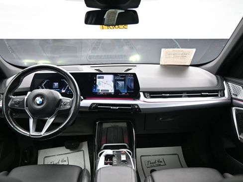 Used 2023 BMW X1 xDrive28i AWD/4WD image 14