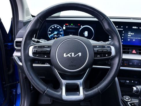 Certified 2025 Kia Sportage SX AWD/4WD image 31