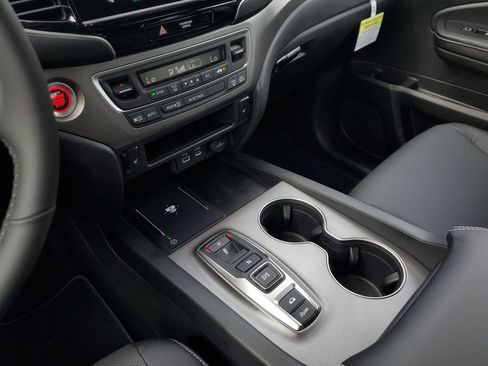 New 2026 Honda Ridgeline RTL image 17