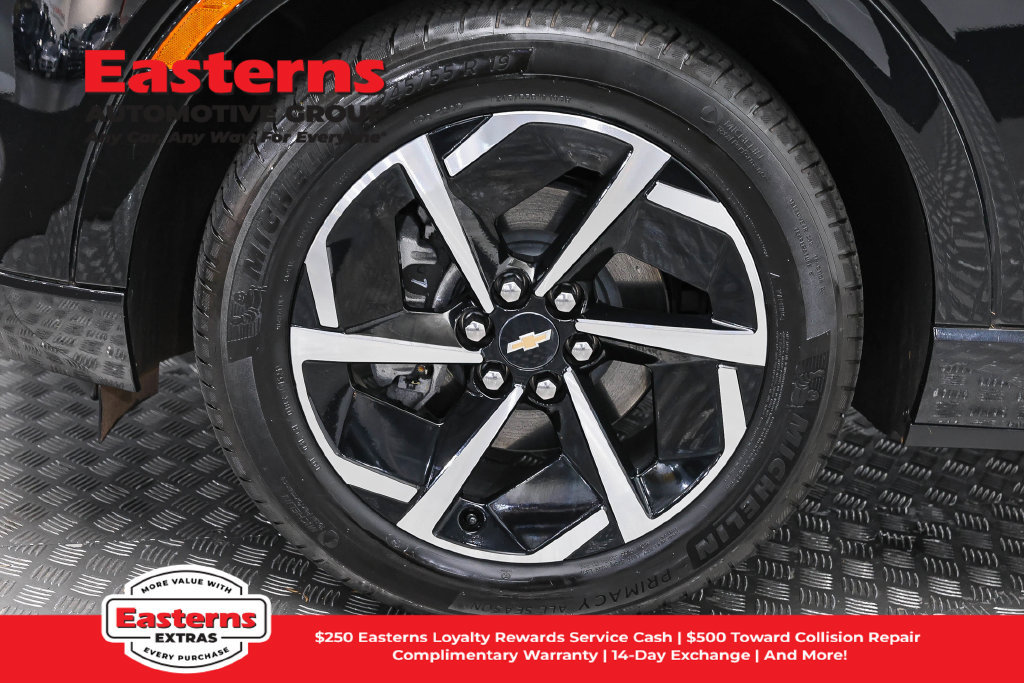 Used 2024 Chevrolet Equinox EV LT w/ LPO, All-Weather Mat Package FWD image 32