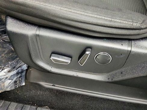 Used 2017 Ford F150 XLT w/ Equipment Group 302A Luxury image 11