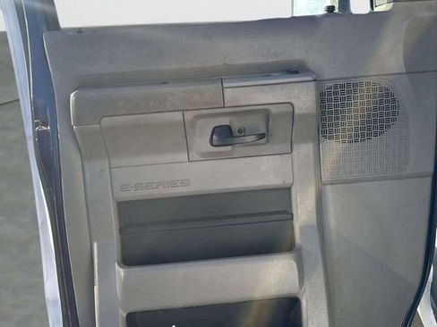 Used 2012 Ford E-250 and Econoline 250 w/ Commercial Cargo Van Pkg image 15