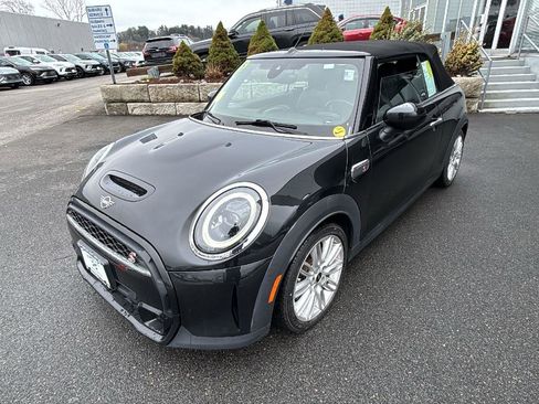 Used 2023 MINI Cooper S image 3