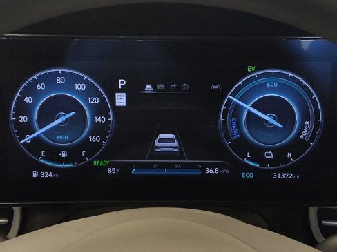 Used 2024 Hyundai Elantra Blue FWD image 23