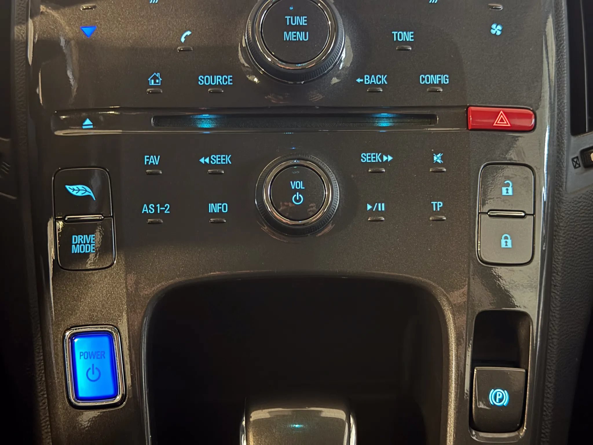 Used 2015 Chevrolet Volt FWD image 27