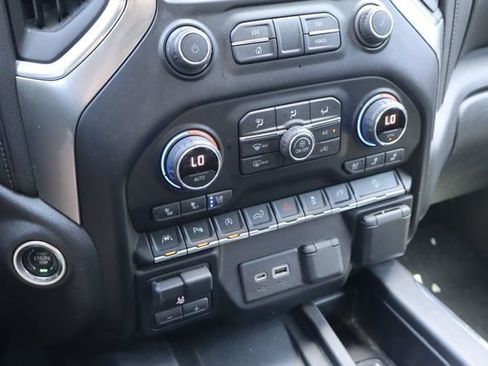 Used 2021 Chevrolet Silverado 1500 LTZ w/ LTZ Premium Texas Edition AWD/4WD image 26
