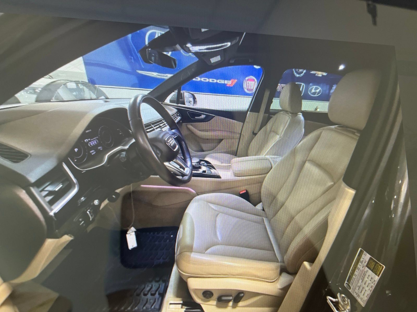 Used 2018 Audi Q7 3.0T Prestige w/ Prestige Package AWD/4WD image 8