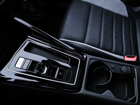 Used 2023 Volkswagen GTI Autobahn w/ Golf Protection Package image 28