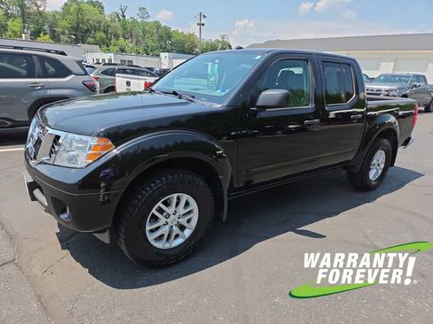 Used 2017 Nissan Frontier SV w/ SV Value Truck Package AWD/4WD image 3