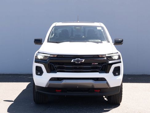 Used 2024 Chevrolet Colorado Z71 w/ Z71 Convenience Package 2 AWD/4WD image 17