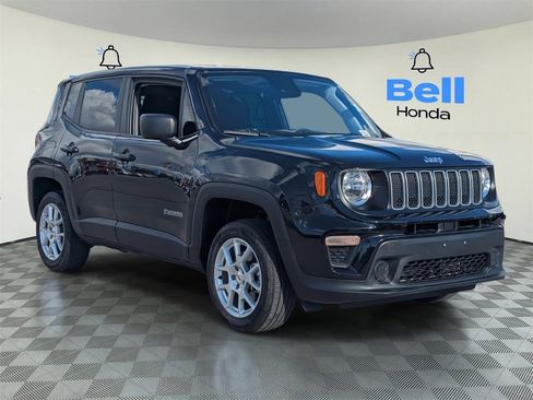 Used 2023 Jeep Renegade Latitude image 6