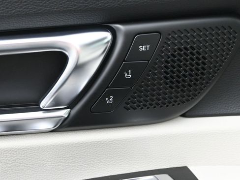 Used 2021 Kia Telluride SX w/ SX Prestige Package image 10