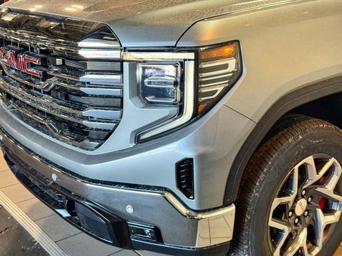 New 2026 GMC Sierra 1500 SLT w/ SLT Premium Plus Package image 46