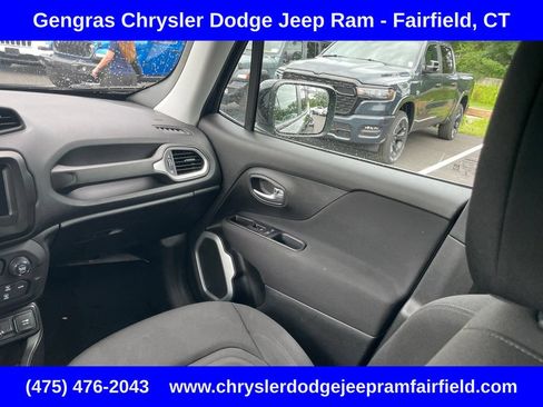 Certified 2021 Jeep Renegade Latitude AWD/4WD image 58