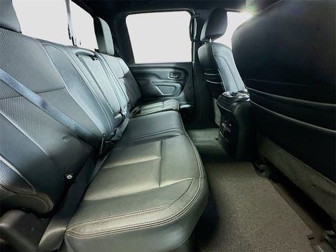 Used 2018 Nissan Titan SL w/ Midnight Edition image 26