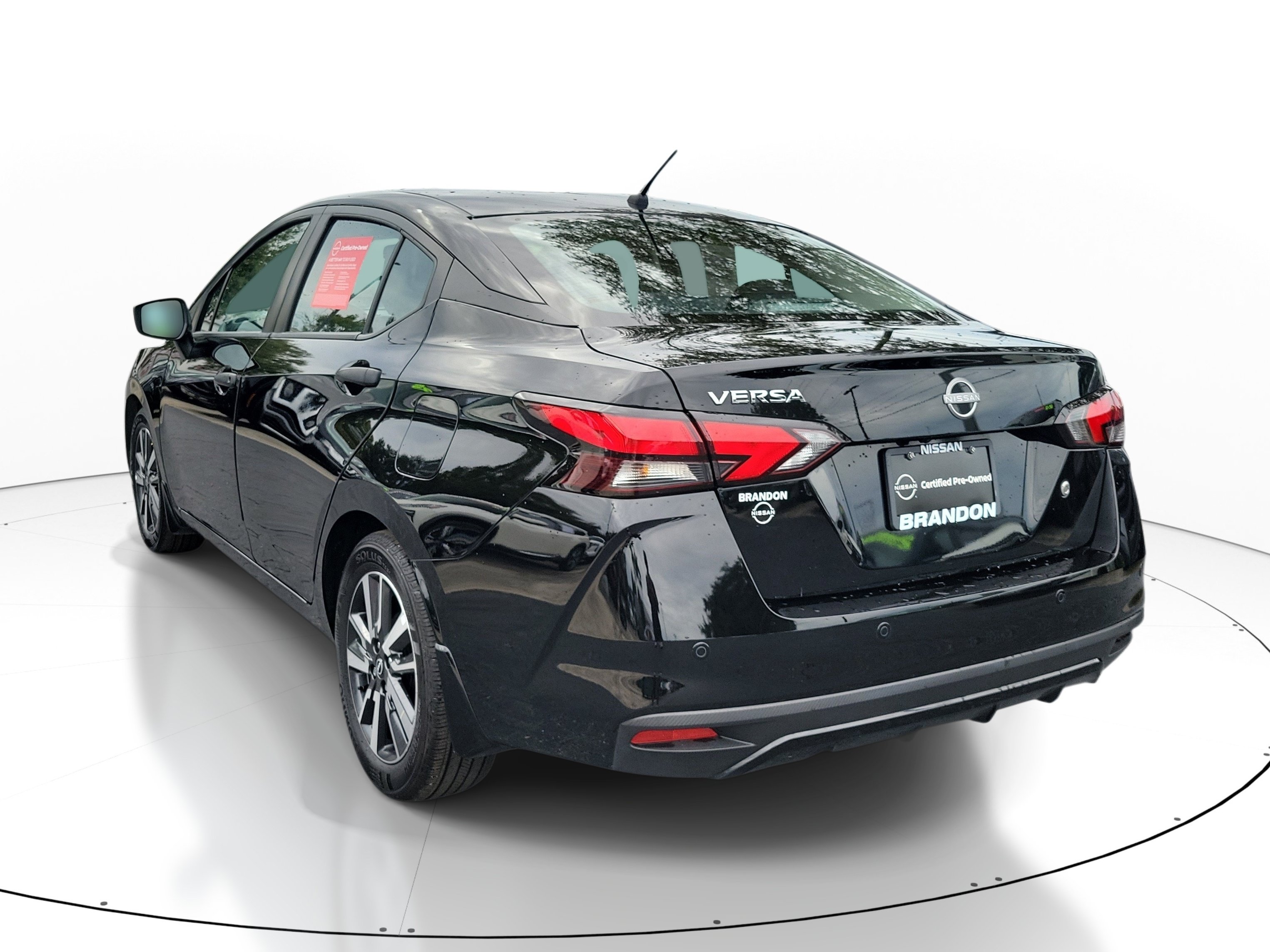 Certified 2025 Nissan Versa S w/ S Plus Package FWD image 5