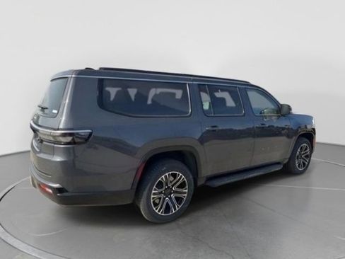New 2026 Jeep Grand Wagoneer L 4WD w/ Premium Group I image 11