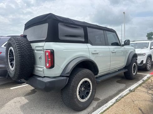 Used 2022 Ford Bronco Outer Banks w/ Sasquatch Package AWD/4WD image 4