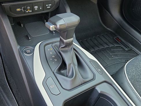 Used 2025 Kia K4 GT-Line FWD image 14