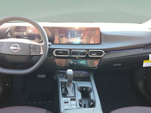 New 2026 Nissan Sentra SR w/ Floor Mat Package image 13