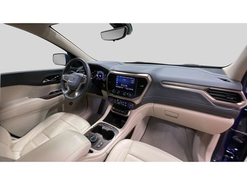 Used 2023 GMC Acadia Denali w/ Denali Ultimate Package AWD/4WD image 9