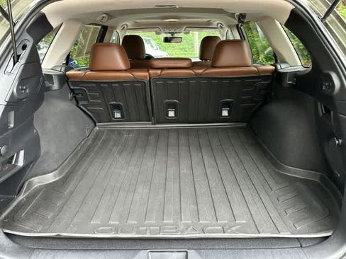 Used 2017 Subaru Outback 2.5i Touring w/ Popular Package #5A AWD/4WD image 26