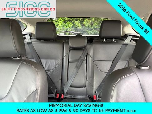 Used 2016 Ford Focus SE w/ Equipment Group 201A FWD image 18