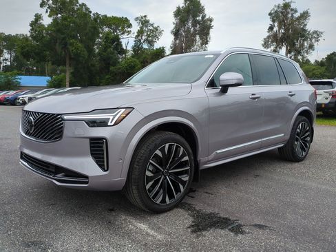 New 2026 Volvo XC90 B5 Plus image 8