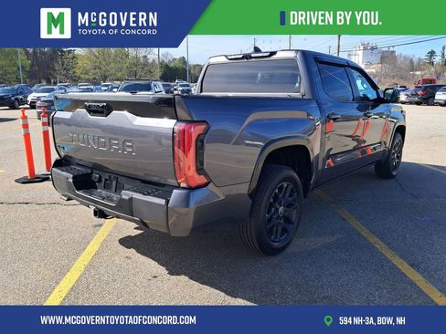 Used 2024 Toyota Tundra Platinum AWD/4WD image 2