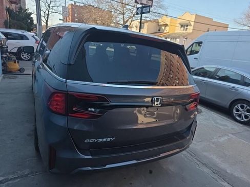 Used 2025 Honda Odyssey EX-L image 35