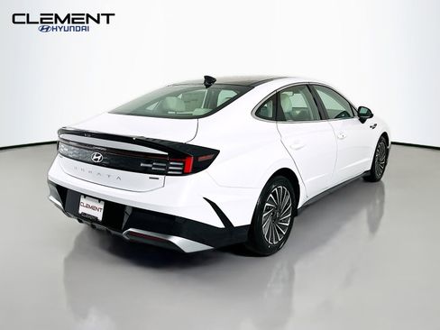 New 2026 Hyundai Sonata SEL FWD image 6