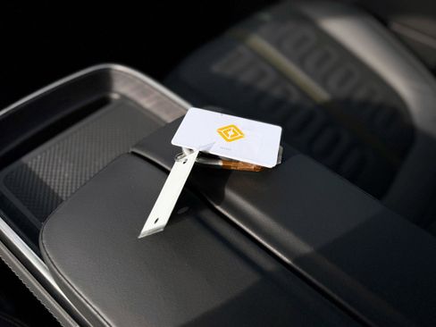 Used 2024 Rivian R1T Adventure image 23