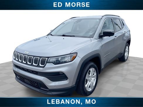 Used 2022 Jeep Compass Latitude w/ Convenience Group AWD/4WD image 1