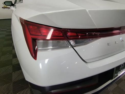 Used 2025 Hyundai Elantra SEL FWD image 33